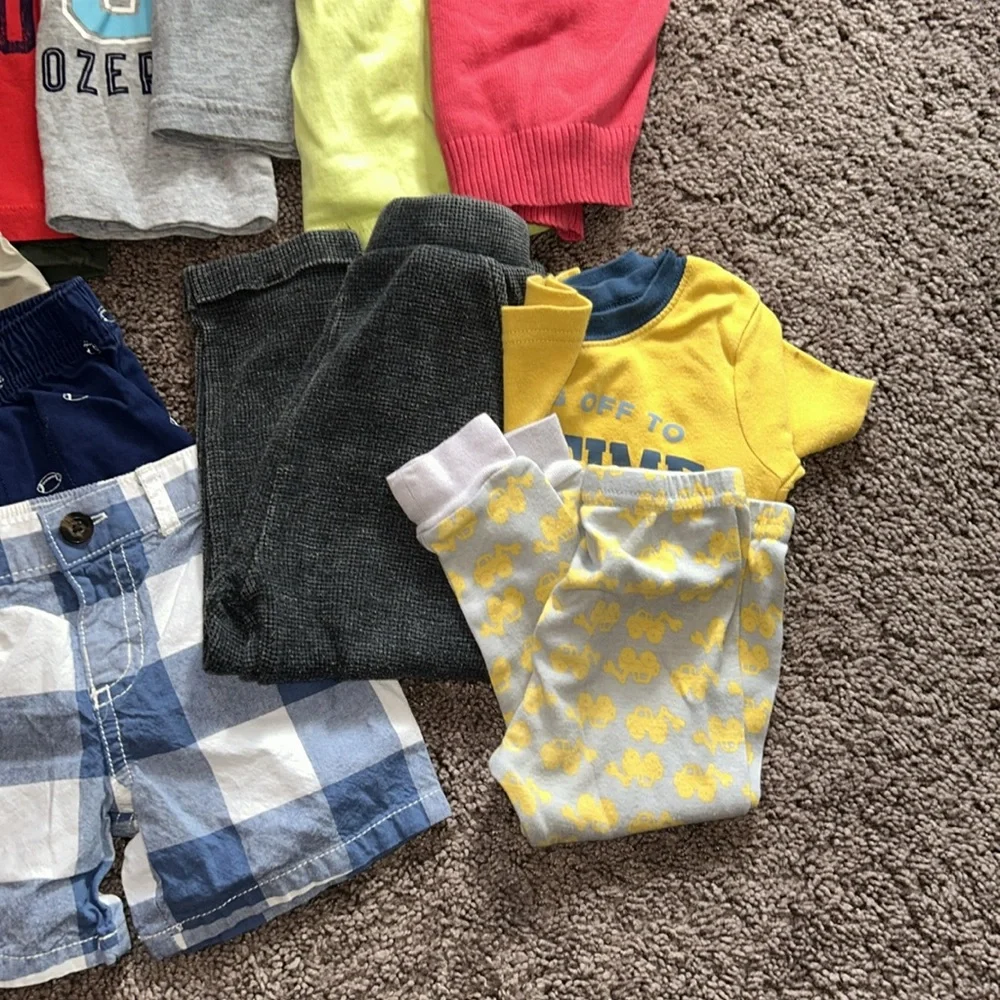Babyboy 18m spring & summer romper, shirts, shorts, pjs bundle!